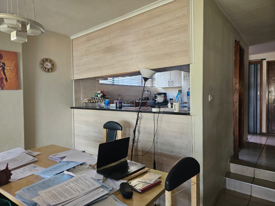 2 Bedroom Property for Sale in Scottburgh Central KwaZulu-Natal