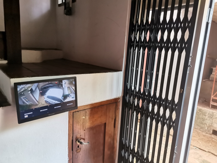 9 Bedroom Property for Sale in Westridge KwaZulu-Natal