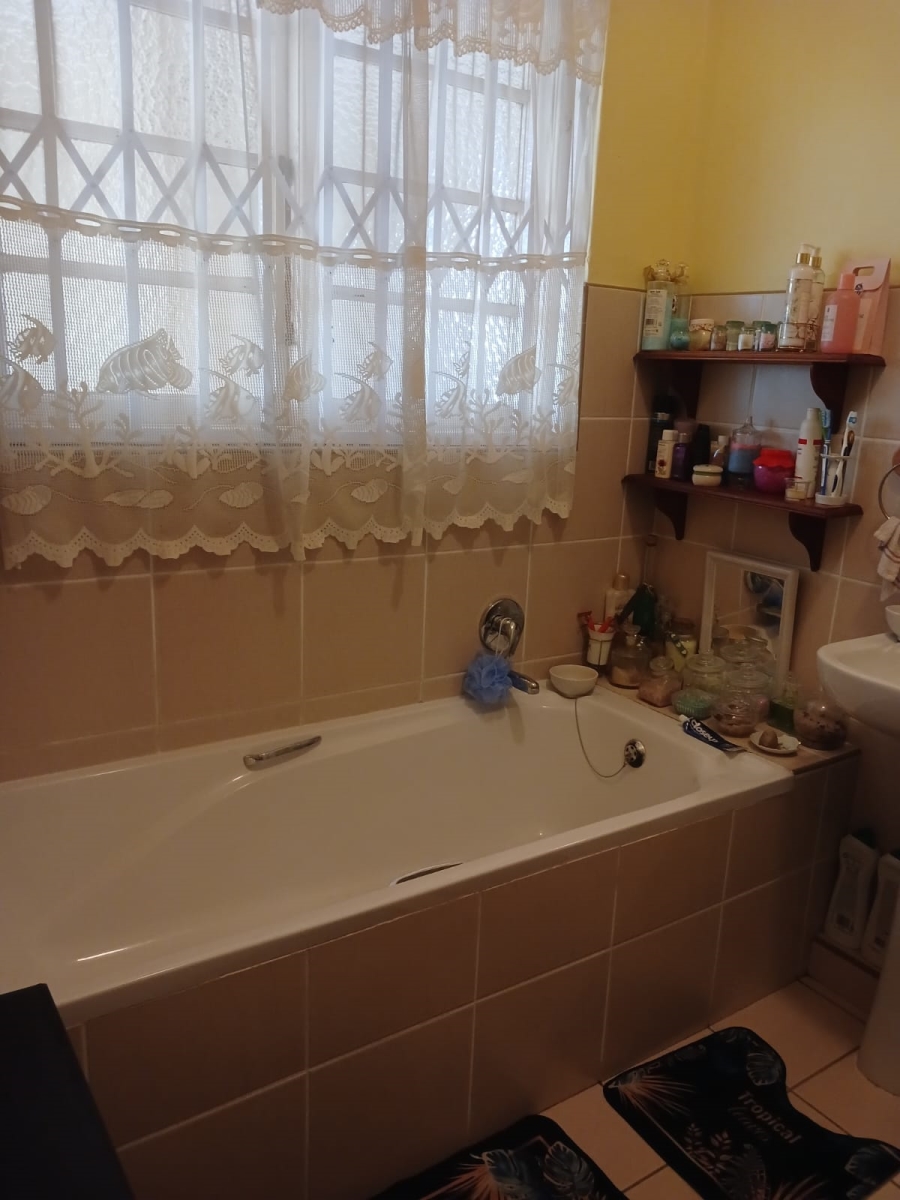 2 Bedroom Property for Sale in Bulwer KwaZulu-Natal