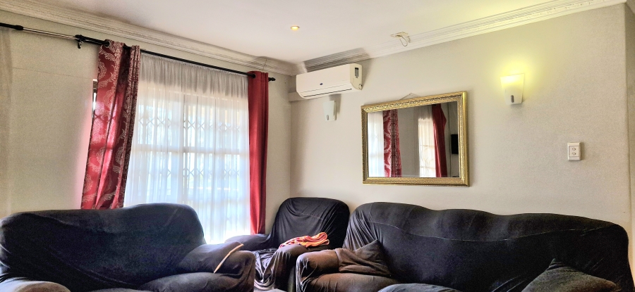 To Let 5 Bedroom Property for Rent in Sunningdale KwaZulu-Natal