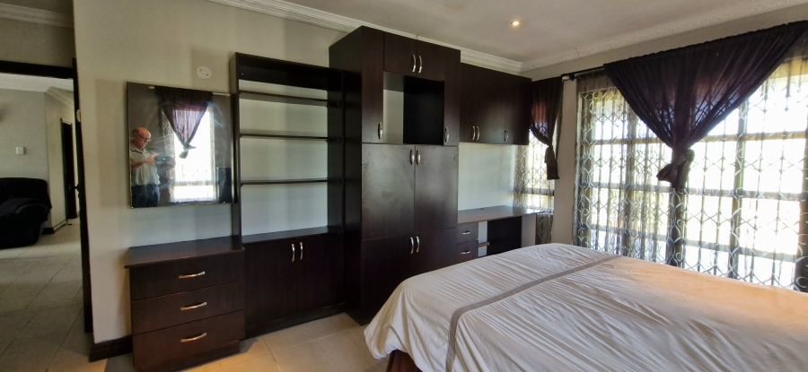 To Let 5 Bedroom Property for Rent in Sunningdale KwaZulu-Natal