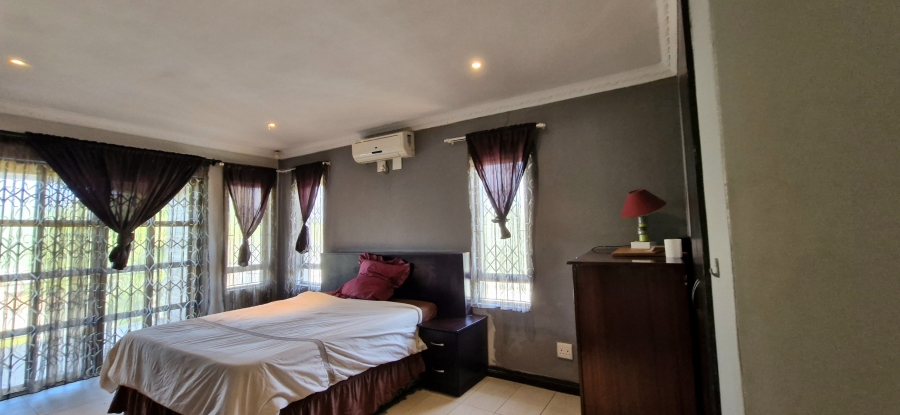 To Let 5 Bedroom Property for Rent in Sunningdale KwaZulu-Natal