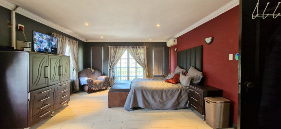 To Let 5 Bedroom Property for Rent in Sunningdale KwaZulu-Natal