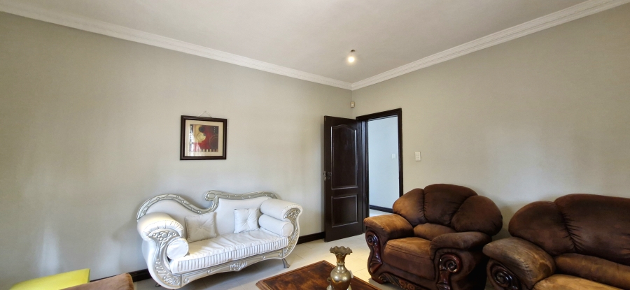 To Let 5 Bedroom Property for Rent in Sunningdale KwaZulu-Natal