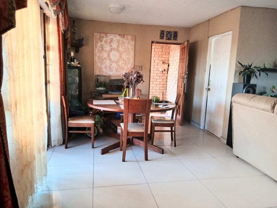 4 Bedroom Property for Sale in Woodview KwaZulu-Natal