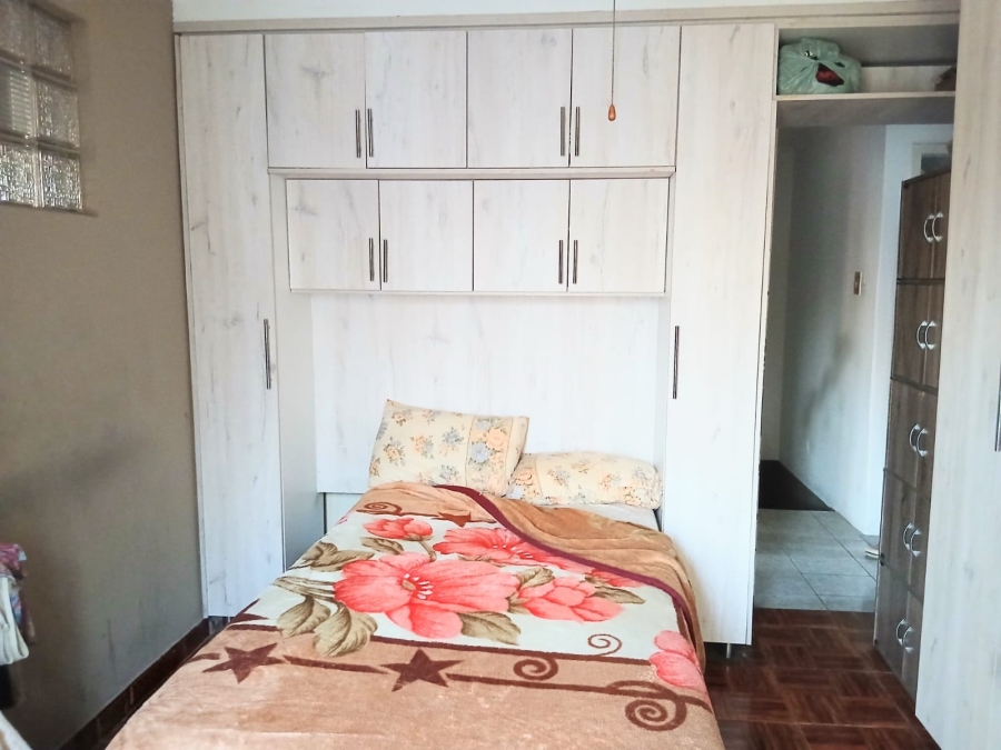 4 Bedroom Property for Sale in Woodview KwaZulu-Natal