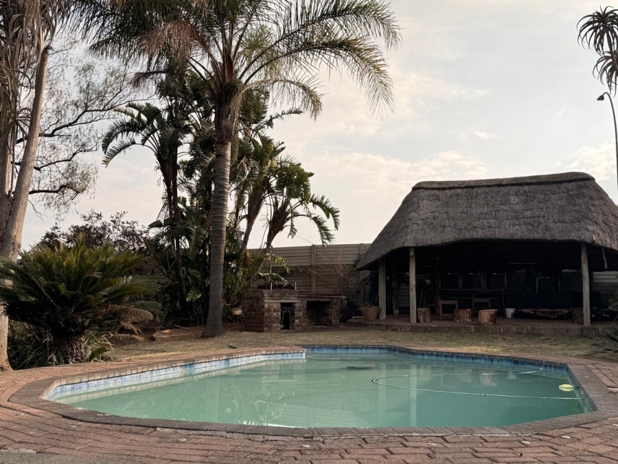 3 Bedroom Property for Sale in Schuinshoogte KwaZulu-Natal