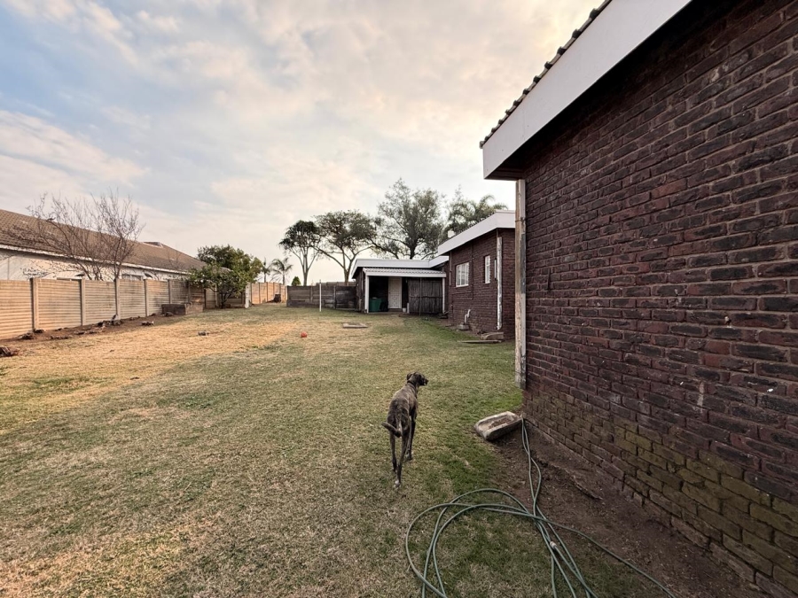 3 Bedroom Property for Sale in Schuinshoogte KwaZulu-Natal
