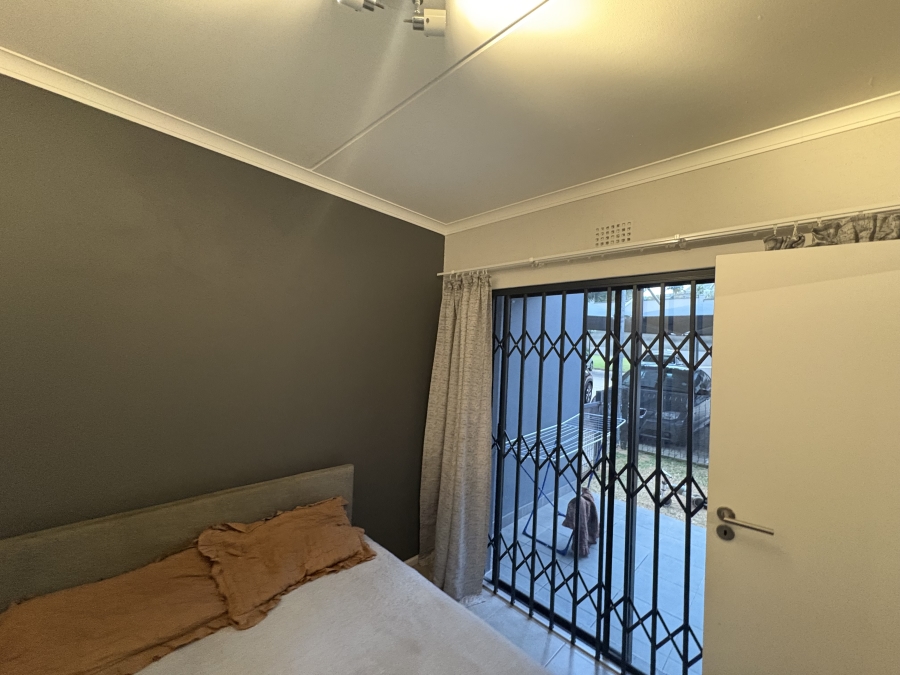 2 Bedroom Property for Sale in Umbogintwini KwaZulu-Natal