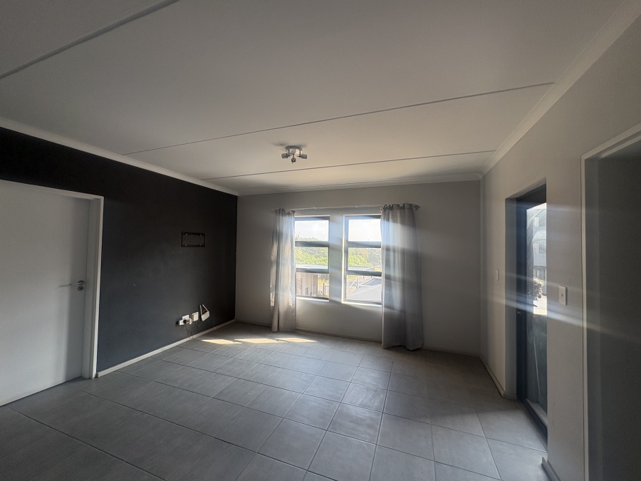 2 Bedroom Property for Sale in Umbogintwini KwaZulu-Natal