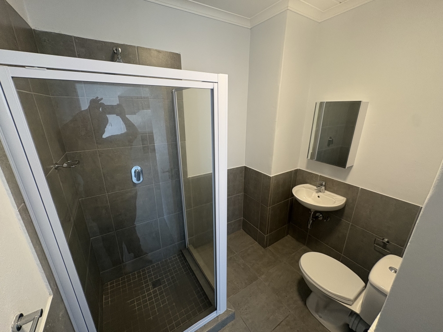 2 Bedroom Property for Sale in Umbogintwini KwaZulu-Natal