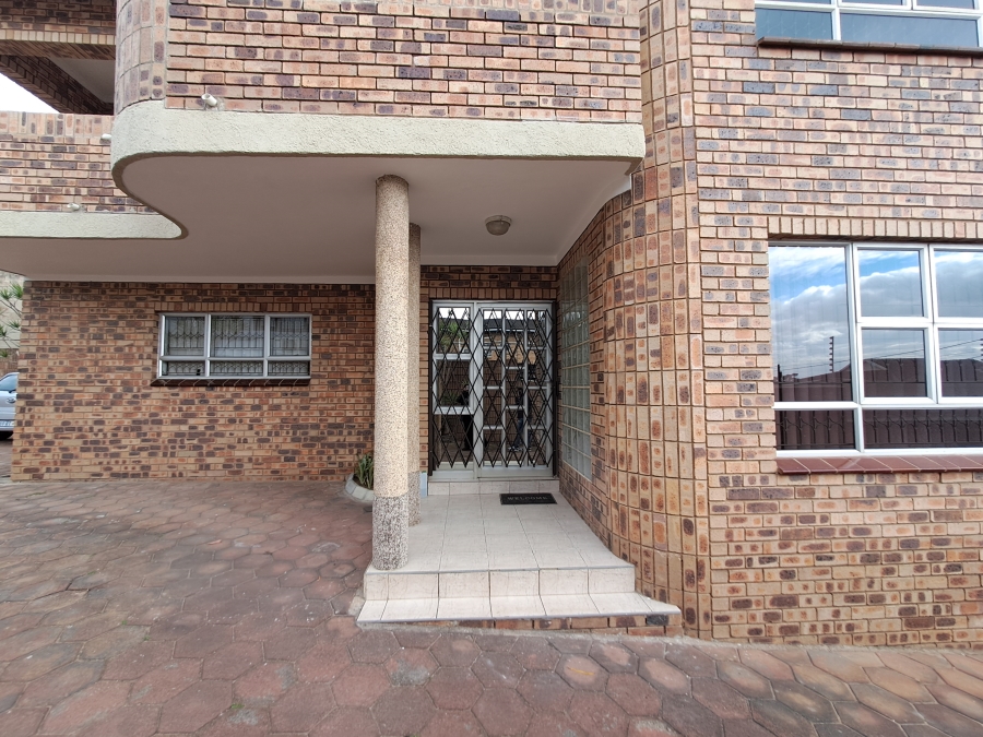To Let 5 Bedroom Property for Rent in Overport KwaZulu-Natal