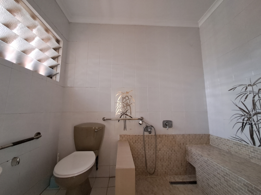 To Let 5 Bedroom Property for Rent in Overport KwaZulu-Natal