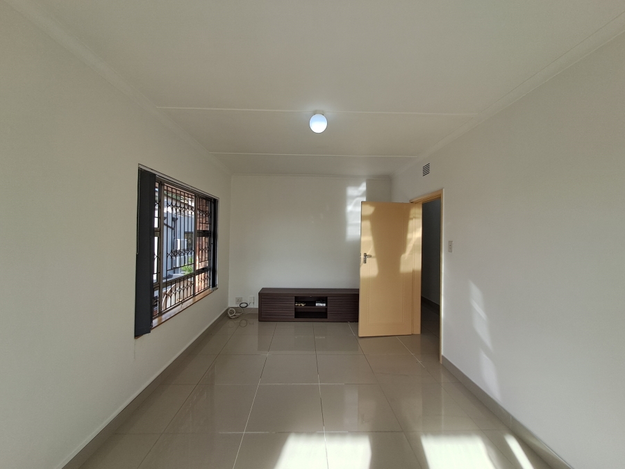 To Let 5 Bedroom Property for Rent in Overport KwaZulu-Natal