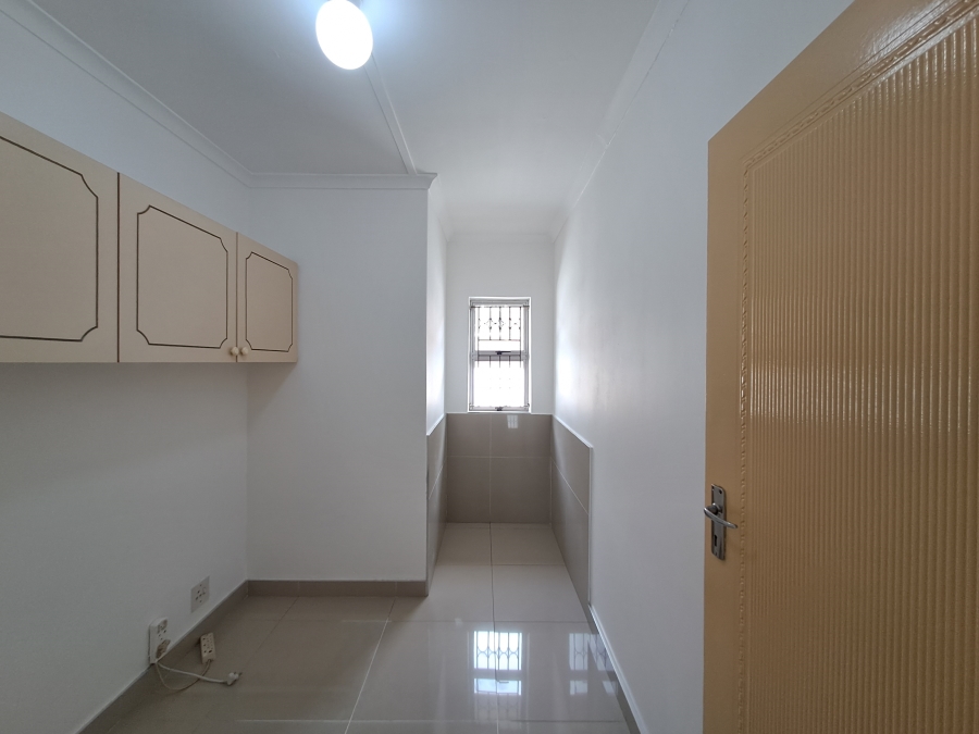 To Let 5 Bedroom Property for Rent in Overport KwaZulu-Natal
