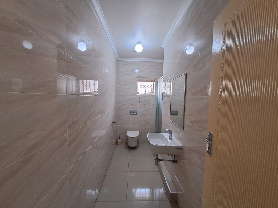 To Let 5 Bedroom Property for Rent in Overport KwaZulu-Natal