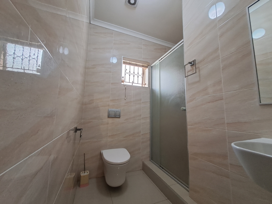 To Let 5 Bedroom Property for Rent in Overport KwaZulu-Natal