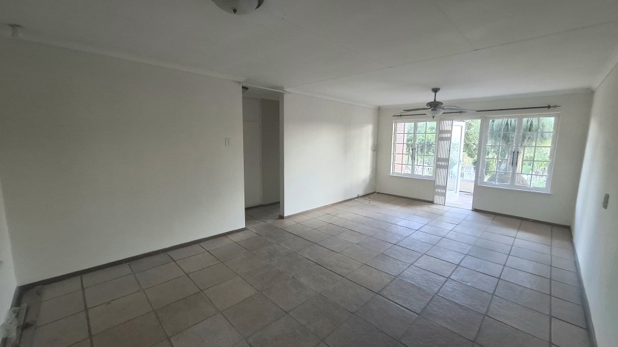 2 Bedroom Property for Sale in Hayfields KwaZulu-Natal