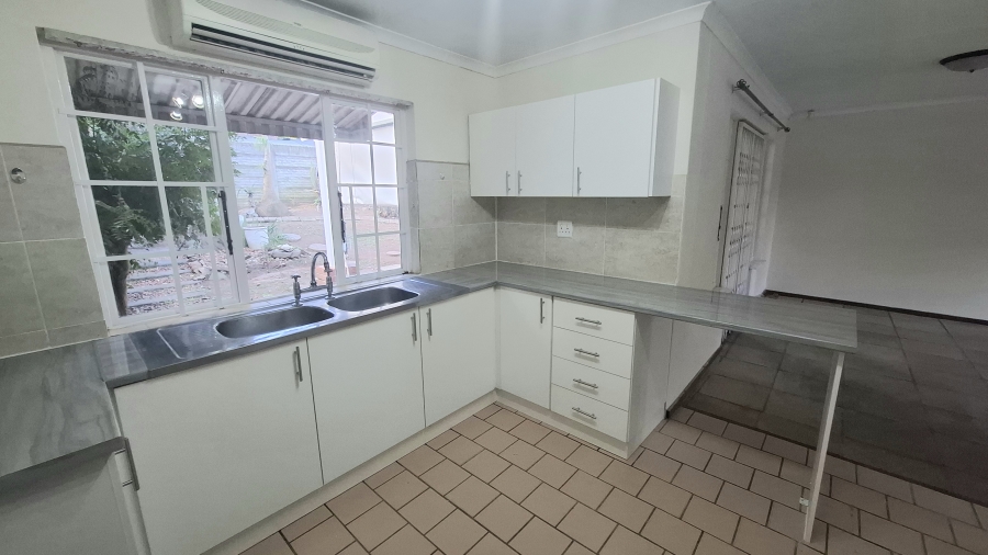 2 Bedroom Property for Sale in Hayfields KwaZulu-Natal