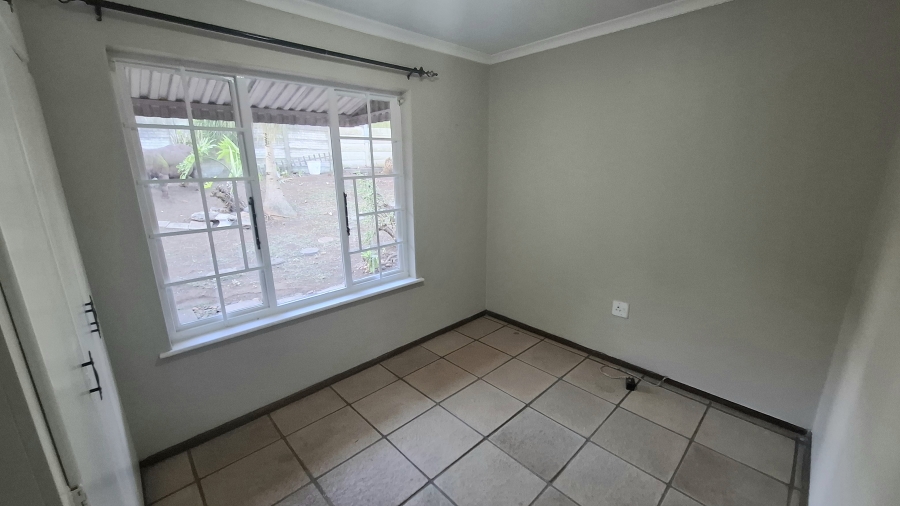 2 Bedroom Property for Sale in Hayfields KwaZulu-Natal