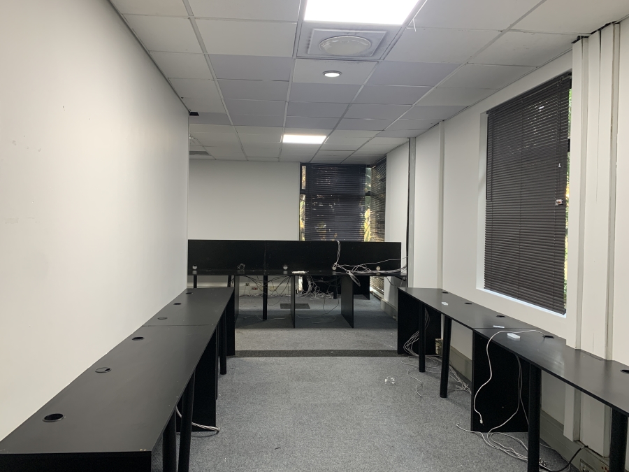 To Let Commercial Property for Rent in La Lucia Ridge KwaZulu-Natal