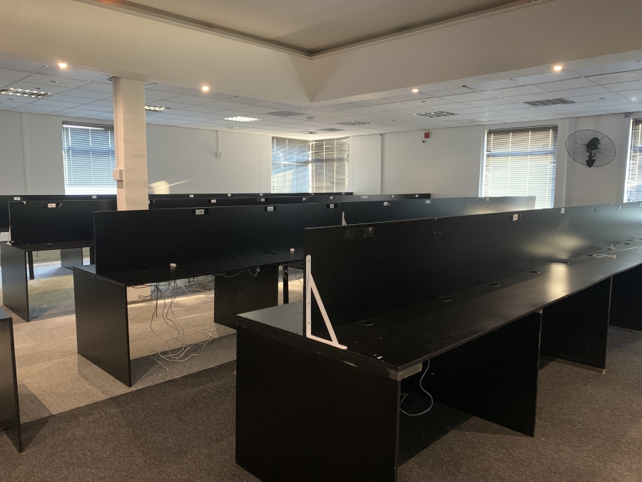 To Let Commercial Property for Rent in La Lucia Ridge KwaZulu-Natal