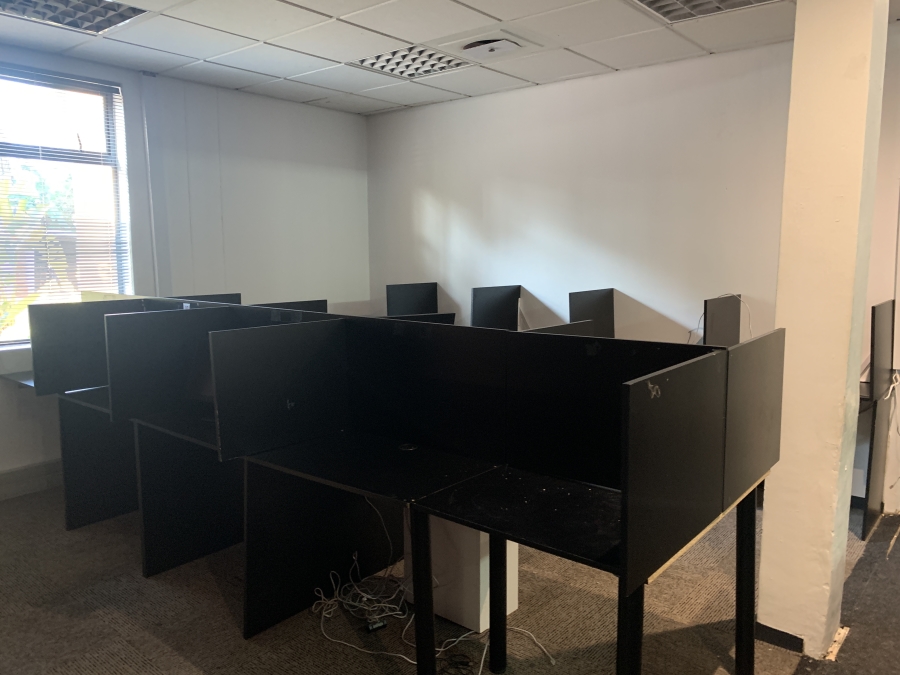 To Let Commercial Property for Rent in La Lucia Ridge KwaZulu-Natal