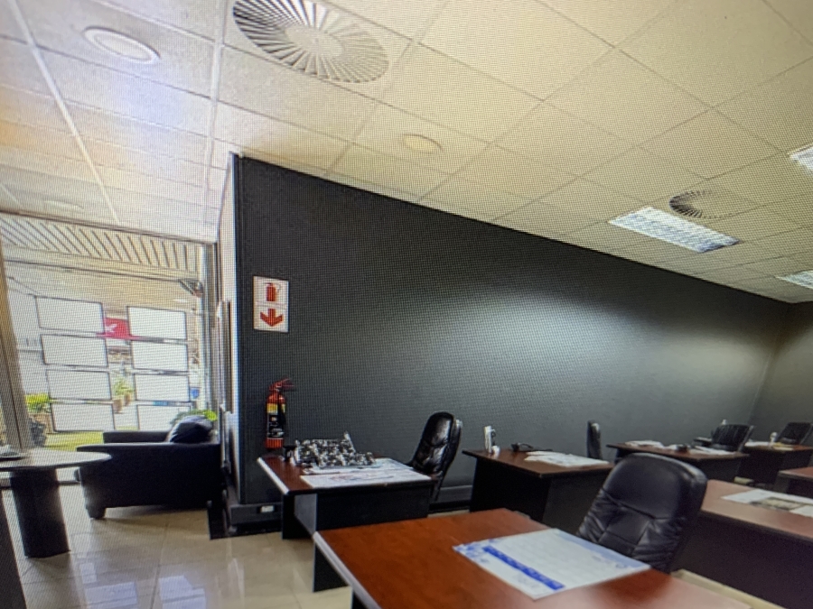 To Let Commercial Property for Rent in La Lucia Ridge KwaZulu-Natal
