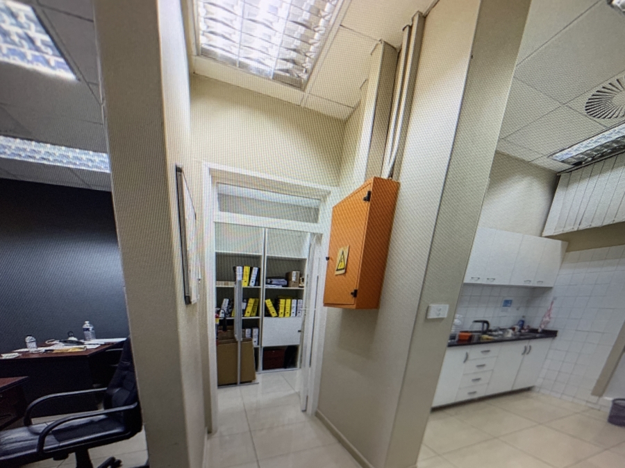 To Let Commercial Property for Rent in La Lucia Ridge KwaZulu-Natal