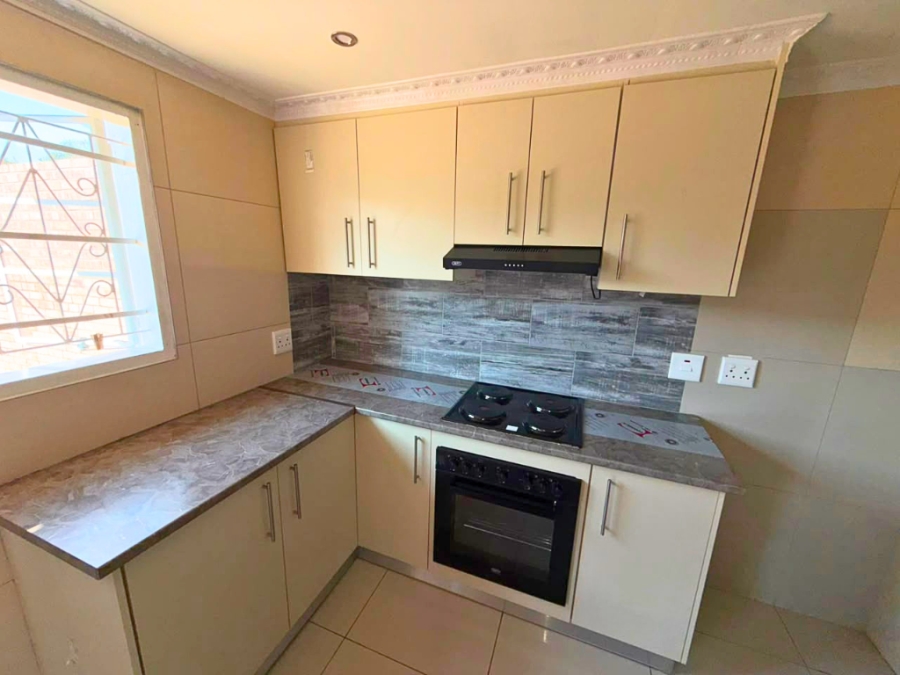 2 Bedroom Property for Sale in Bombay Heights KwaZulu-Natal