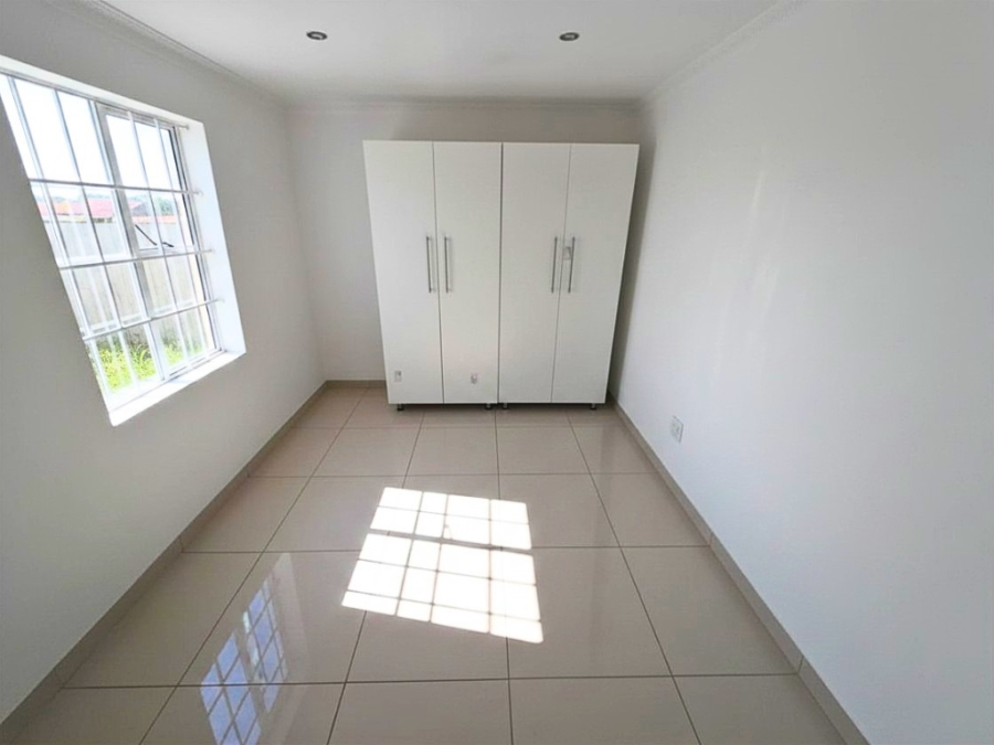 2 Bedroom Property for Sale in Bombay Heights KwaZulu-Natal