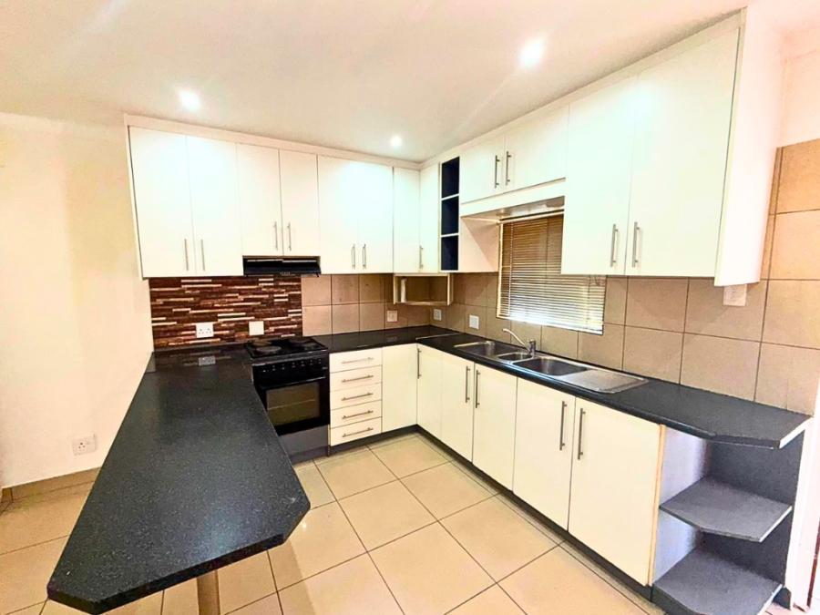 1 Bedroom Property for Sale in Dunveria KwaZulu-Natal