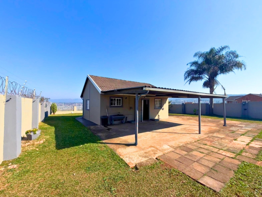 1 Bedroom Property for Sale in Dunveria KwaZulu-Natal