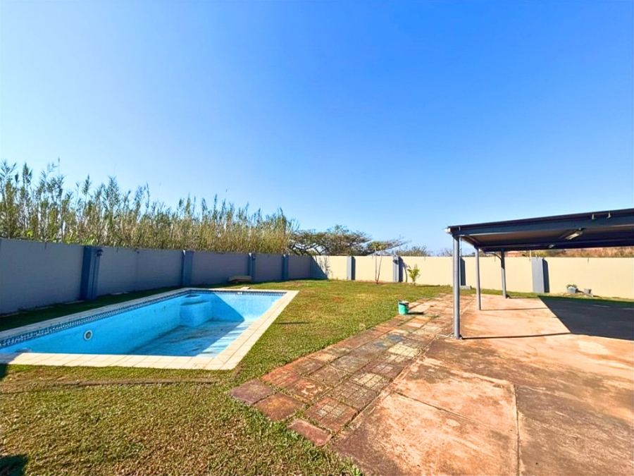 1 Bedroom Property for Sale in Dunveria KwaZulu-Natal