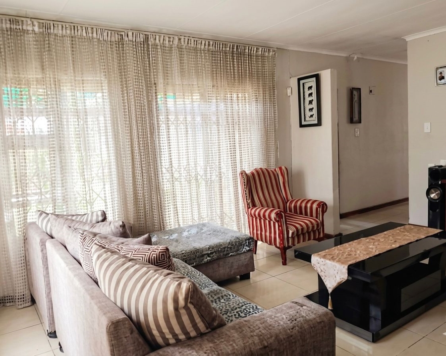 3 Bedroom Property for Sale in Esikhawini KwaZulu-Natal