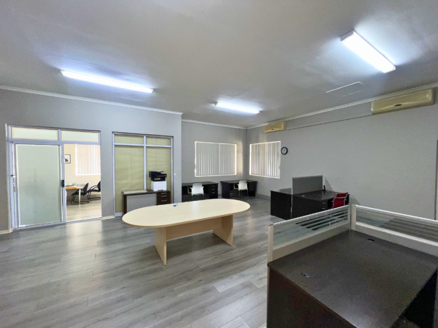 Commercial Property for Sale in Clarendon KwaZulu-Natal