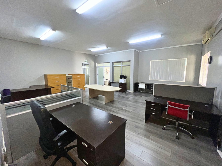 Commercial Property for Sale in Clarendon KwaZulu-Natal