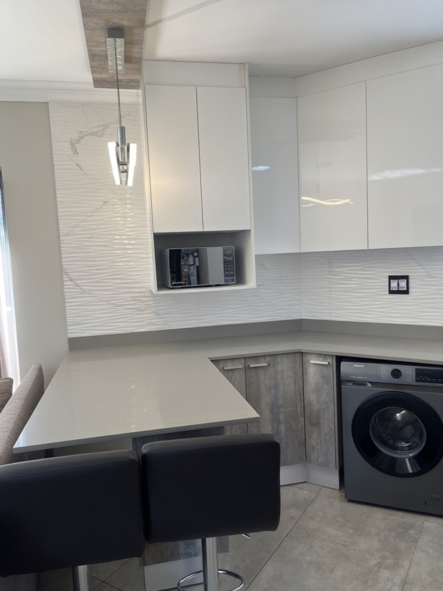 2 Bedroom Property for Sale in New Town Centre KwaZulu-Natal