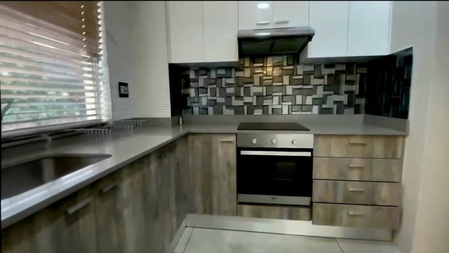 2 Bedroom Property for Sale in New Town Centre KwaZulu-Natal