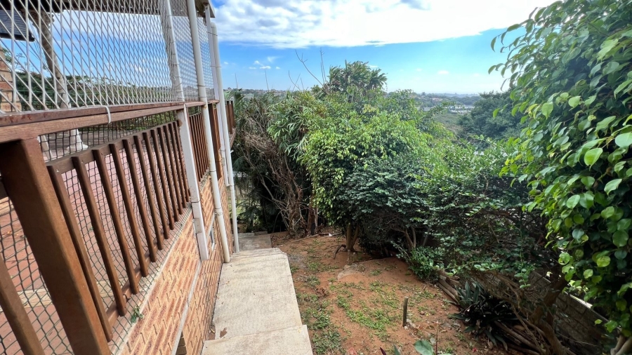 3 Bedroom Property for Sale in Brighton Beach KwaZulu-Natal