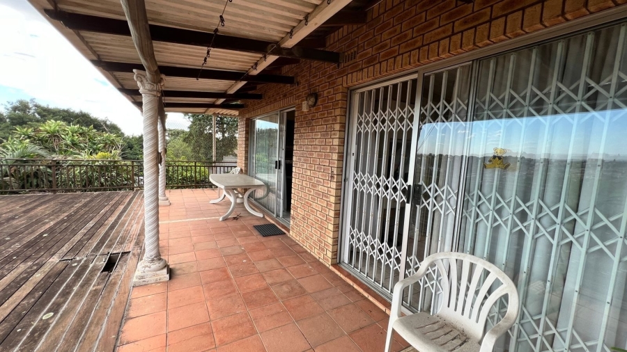 3 Bedroom Property for Sale in Brighton Beach KwaZulu-Natal