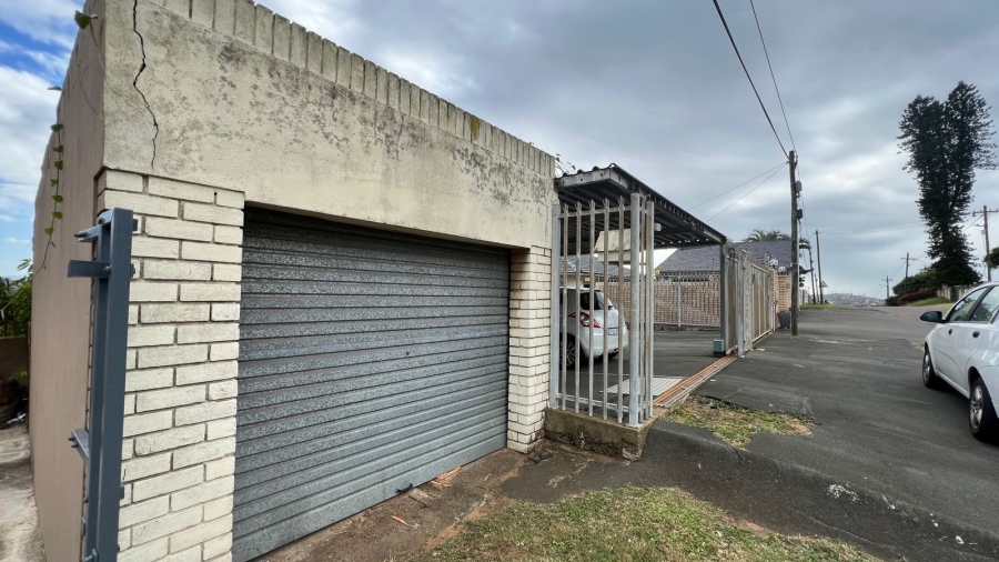 3 Bedroom Property for Sale in Brighton Beach KwaZulu-Natal
