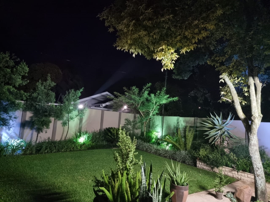 5 Bedroom Property for Sale in Pioneer Park KwaZulu-Natal