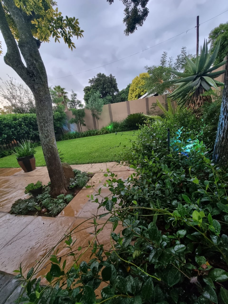 5 Bedroom Property for Sale in Pioneer Park KwaZulu-Natal