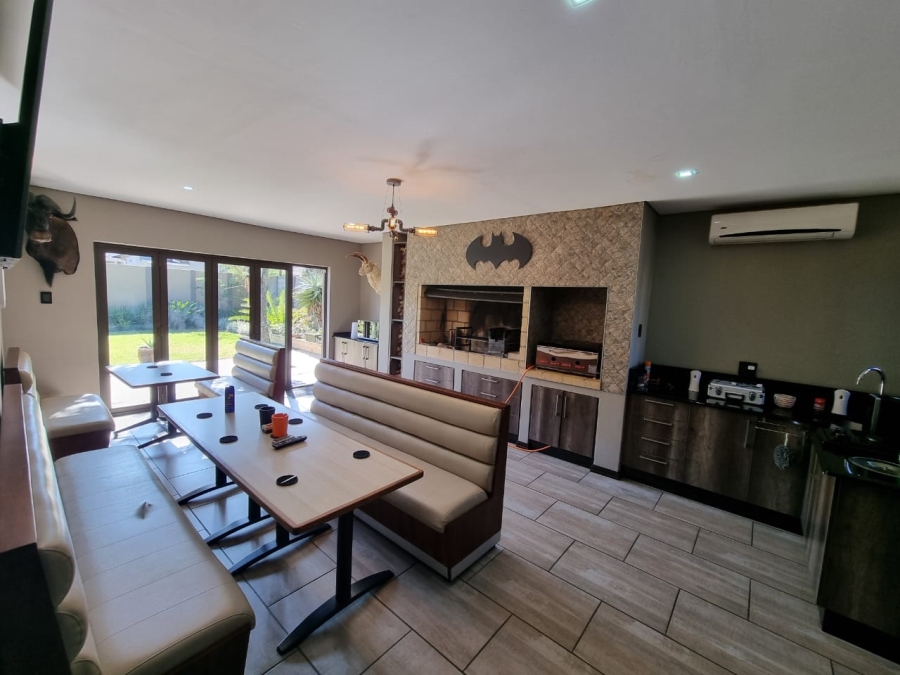 5 Bedroom Property for Sale in Pioneer Park KwaZulu-Natal