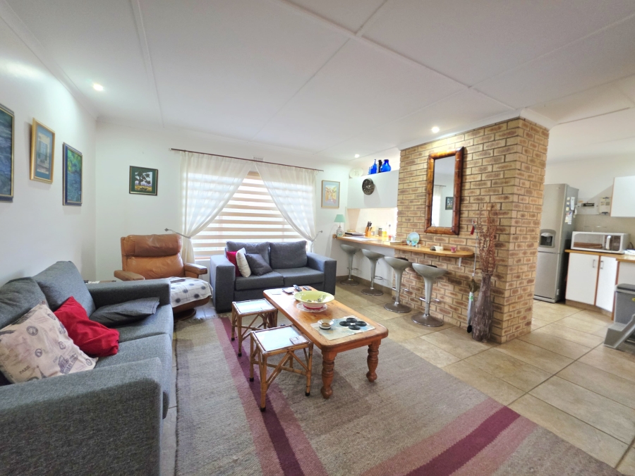 2 Bedroom Property for Sale in Empangeni Central KwaZulu-Natal
