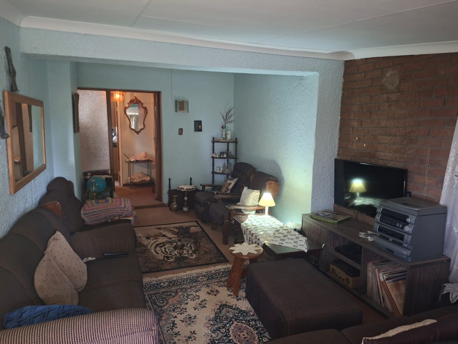 2 Bedroom Property for Sale in Sunnyridge KwaZulu-Natal