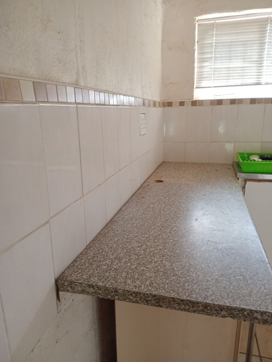 2 Bedroom Property for Sale in Sunnyridge KwaZulu-Natal