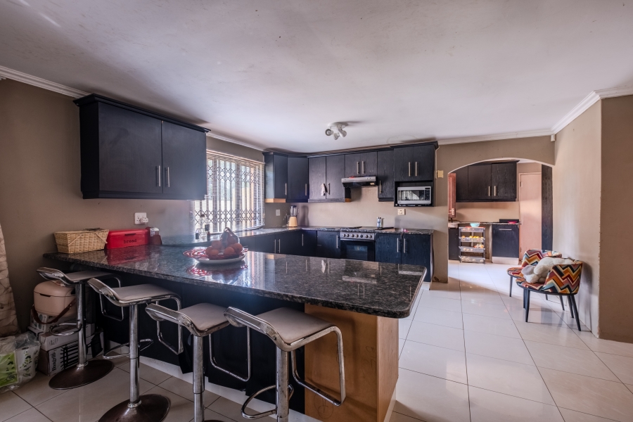 4 Bedroom Property for Sale in Somerset Park KwaZulu-Natal