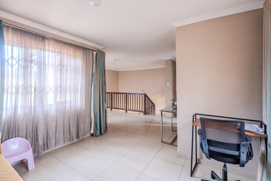 4 Bedroom Property for Sale in Somerset Park KwaZulu-Natal